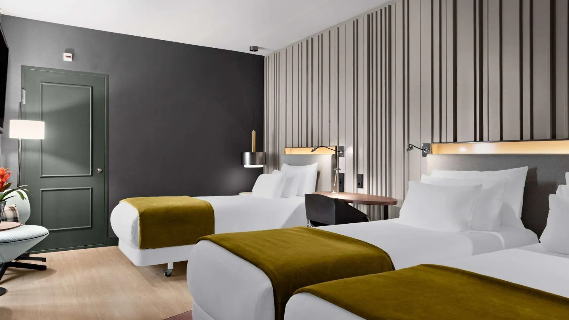 Nh Collection Amsterdam Flower Market Hotel